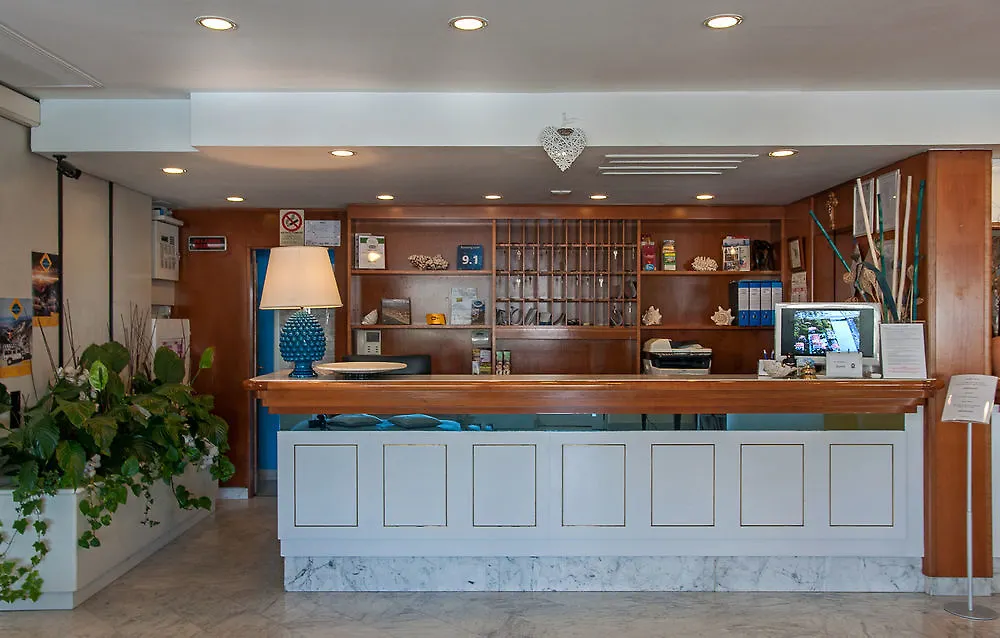 Hotel Eden Cinquale
