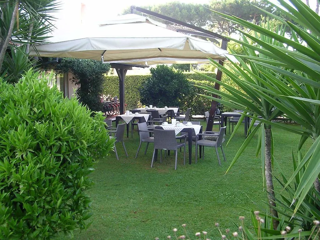Hotel Eden Cinquale